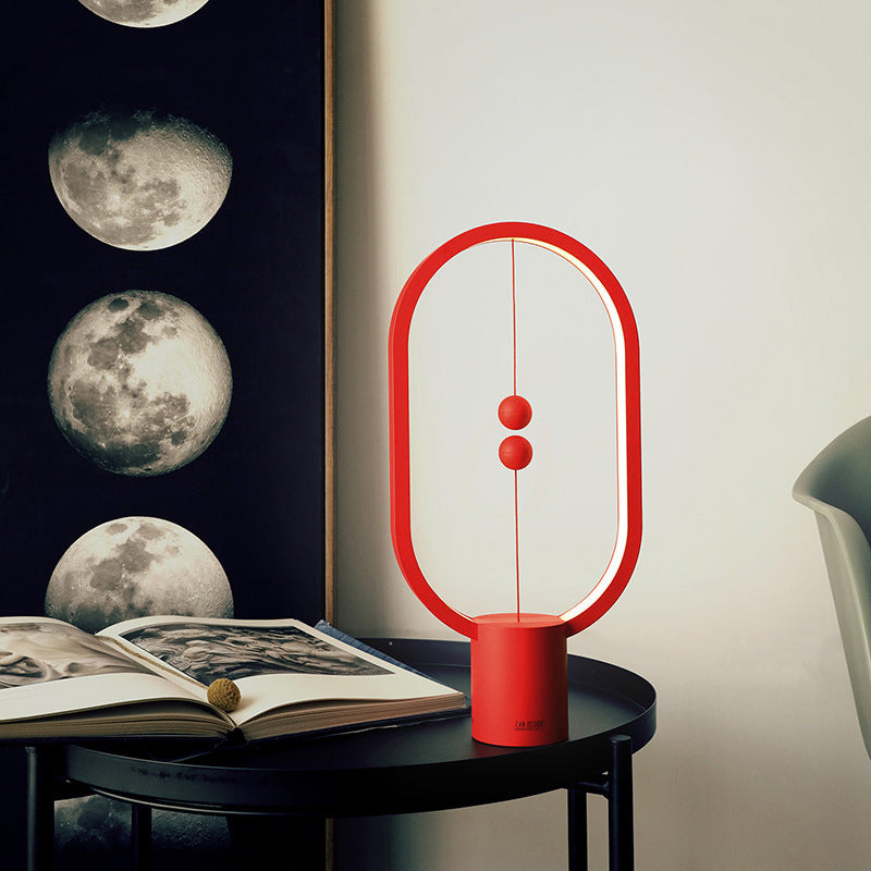 Lampada da comodino di design moderno a funzionamento magnetico